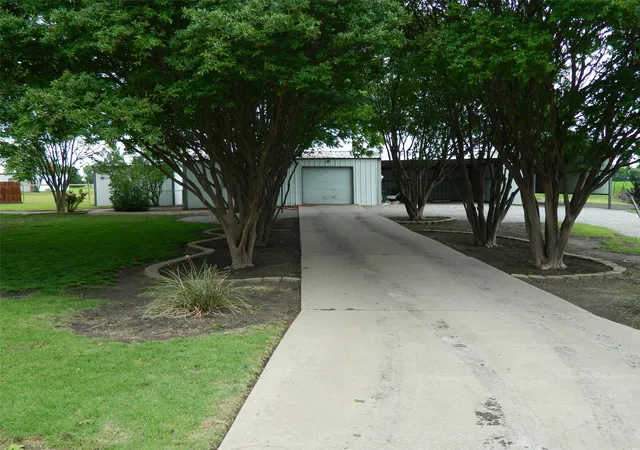 5th image of 1004 Palamino Dr, Leonard, TX 75452 | MLS# 21246807