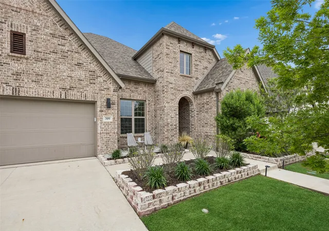 Homes for sale in Mc Kinney, TX | 309 Calmwater Cvs, Mc Kinney, TX 75071 | MLS# 21250363