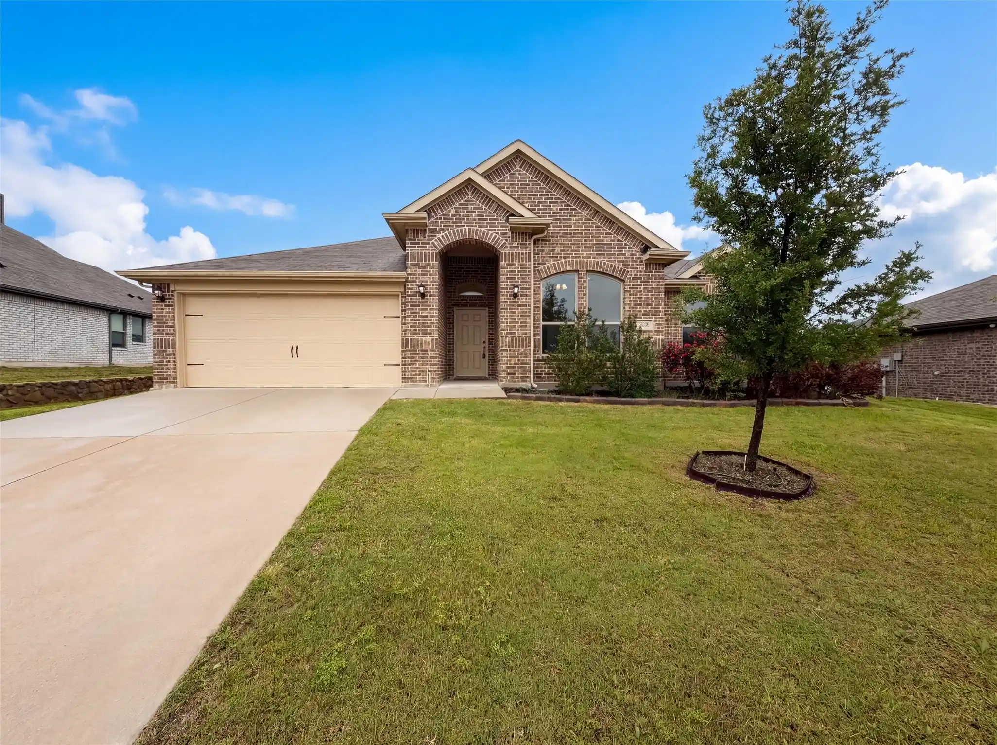 Single family home for sale at 1631 Glade Meadows Dr, Joshua, TX 76058 | MLS# 21250534