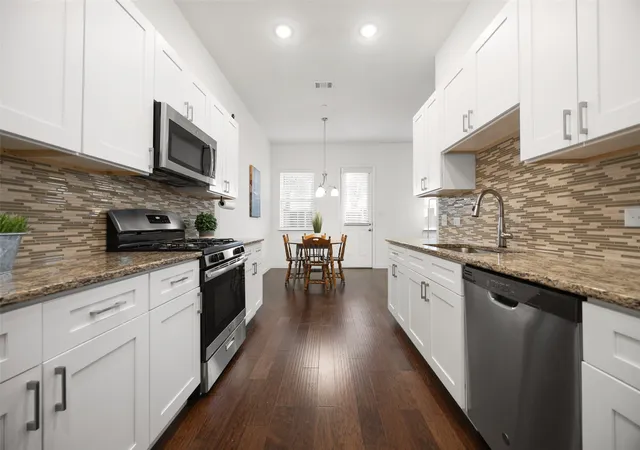 1st image of 2413 Ash Ln, Sachse, TX 75048 | MLS# 21249427