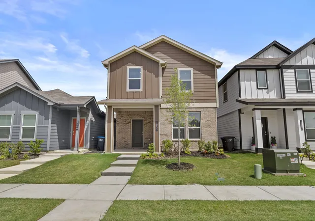 Photo 1 of Single family home for sale at 3053 Pecan Farm Ln, Fort Worth, TX 76140 | MLS# 21250482 | Listing updated on 2026-07-28