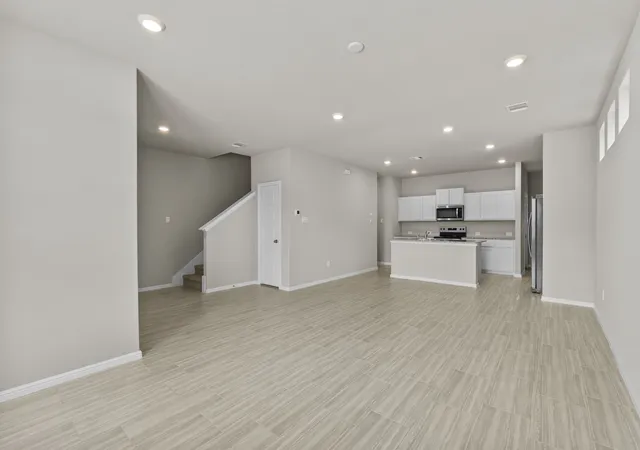 Photo 3 of Single family home for sale at 3053 Pecan Farm Ln, Fort Worth, TX 76140 | MLS# 21250482 | Listing updated on 2026-07-28