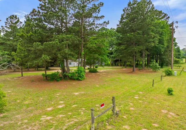 Photo 4 of Single family home for sale at 7398 County Road 334, Tyler, TX 75708 | MLS# 21237643 | Listing updated on 2026-08-30