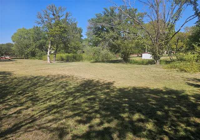 Photo 3 of Land for sale at 105 Huling Dr, Azle, TX 76020 | MLS# 21250691 | Listing updated on 2026-04-25