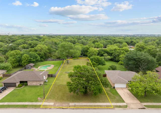 1st image of 1023 Bryant St, Benbrook, TX 76126 | MLS# 21247106