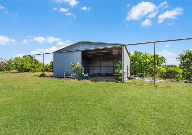Photo 4 of House for sale at 1145 Veal Station Rd #A, Weatherford, TX 76085 | MLS# 21250703 | Listing updated on 2026-08-26