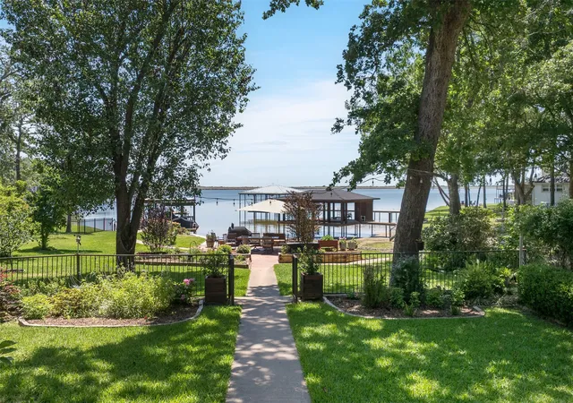 Homes for sale in Star Harbor, TX | 205 Shoreline Dr, Star Harbor, TX 75148 | MLS# 21250696