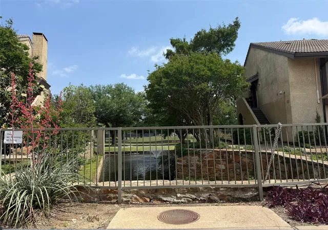 Homes for sale in Irving, TX | 4565 N O Connor Rd #1303, Irving, TX 75062 | MLS# 21248494