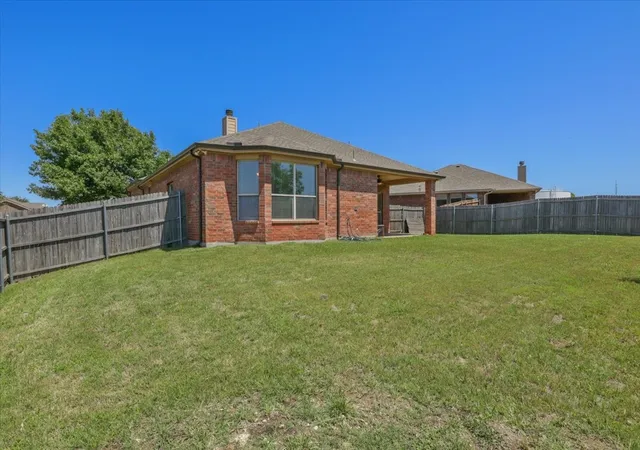 Homes for sale in Glenn Heights, TX | 714 Bayou Dr, Glenn Heights, TX 75154 | MLS# 21250735