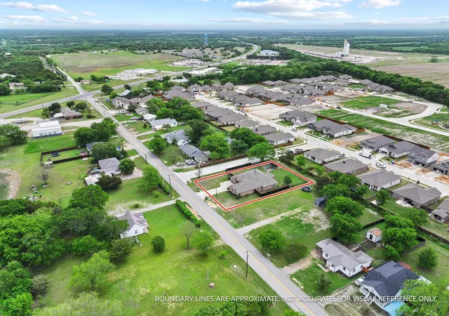 Homes for sale in Trenton, TX | 603 E Saunders St, Trenton, TX 75490 | MLS# 21240628