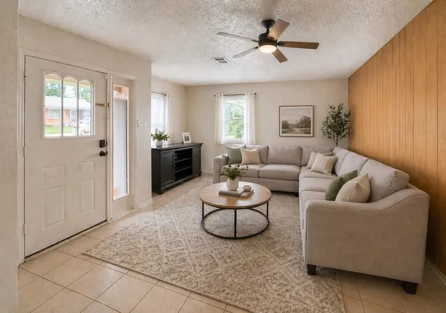 Photo 3 of Single family home for sale at 7813 Hood St, Fort Worth, TX 76135 | MLS# 21250783 | Listing updated on 2026-09-26