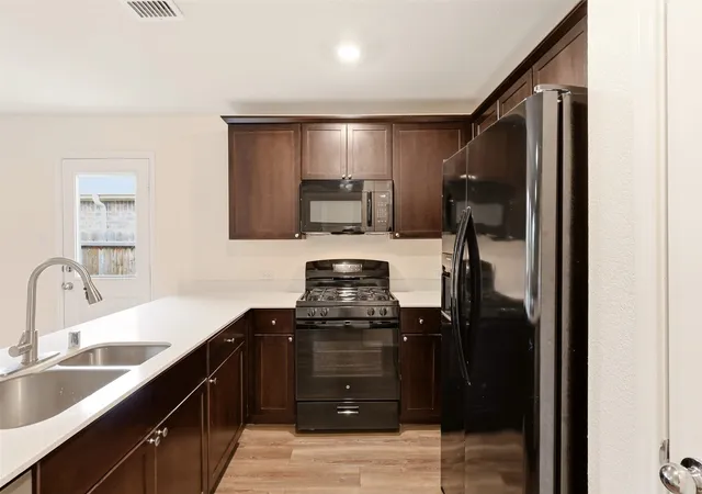 Photo 2 of Single family home for sale at 2804 Highgarden Trl, Crandall, TX 75114 | MLS# 21250764 | Listing updated on 2026-08-03