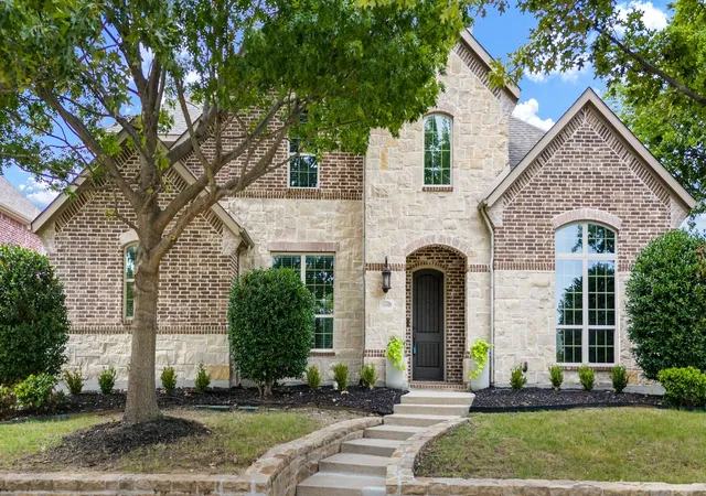 Photo 3 of Single family home for sale at 13696 Thornton Dr, Frisco, TX 75035 | MLS# 21240692 | Listing updated on 2026-08-30