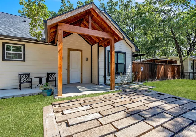 Homes for sale in Hawk Cove, TX | 1804 Tammy St, Hawk Cove, TX 75474 | MLS# 21250840