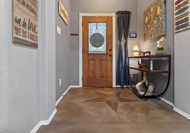Photo 4 of Sale Pending at 629 E Sheila Cir, Joshua, TX 76058 | MLS# 21250860 | Listing updated on 2026-07-11