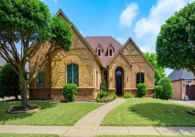 Homes for sale in North Richland Hills, TX | 7713 Silverleaf Dr, North Richland Hills, TX 76182 | MLS# 21250853