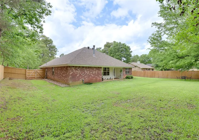 Homes for sale in Longview, TX | 110 Peggy Ruth Dr, Longview, TX 75605 | MLS# 21250926