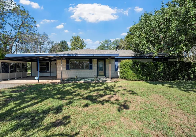 Homes for sale in Mexia, TX | 722 Fm 1366, Mexia, TX 76667 | MLS# 21244397