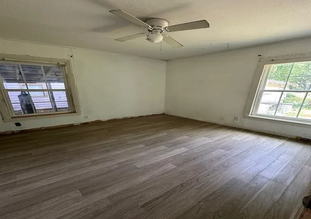 Photo 4 of Single family home for sale at 205 Hallvale Dr, Fort Worth, TX 76108 | MLS# 21250989 | Listing updated on 2026-08-19