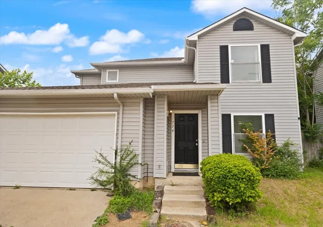 Photo 2 of Single family home for sale at 714 Jalisco Plz, Dallas, TX 75211 | MLS# 21246188 | Listing updated on 2026-08-23