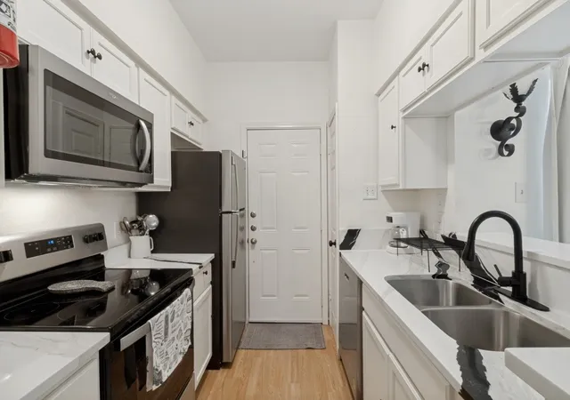 Photo 2 of Condo for sale at 11655 Audelia Rd #405, Dallas, TX 75243 | MLS# 21244929 | Listing updated on 2026-08-19