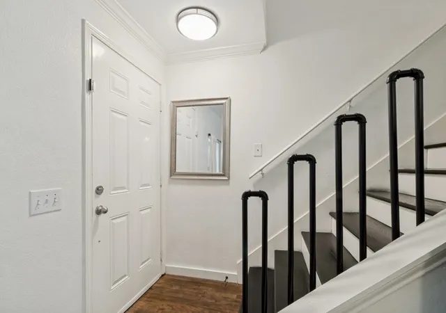 Listing Photo 4 - Condo for sale in building located at 11655 Audelia Rd, Dallas, TX 75243 - Unit #405