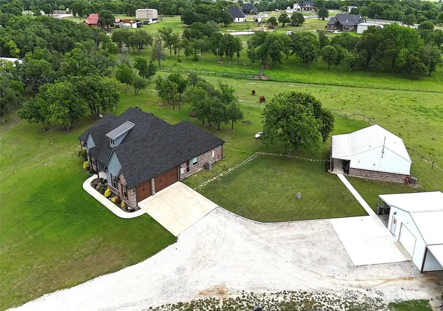 Homes for sale in Poolville, TX | 229 Oak Tree Ct, Poolville, TX 76487 | MLS# 21250996