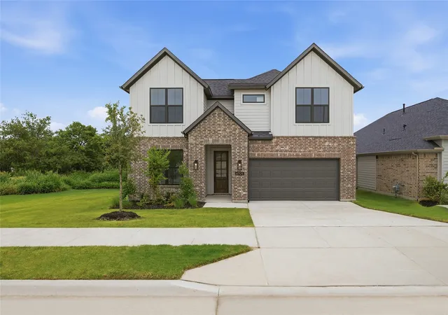Photo 1 of Single family home for sale at 6705 Serenity Dr, Fort Worth, TX 76135 | MLS# 21251027 | Listing updated on 2026-08-28