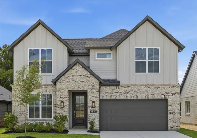 Photo 1 of Single family home for sale at 4649 Commack, Fort Worth, TX 76135 | MLS# 21251038 | Listing updated on 2026-08-28