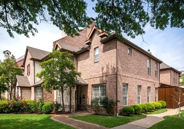 Photo 3 of Single family home for sale at 3600 Binkley Ave, Dallas, TX 75205 | MLS# 21236765 | Listing updated on 2026-07-24