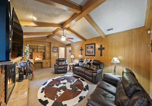 Photo 4 of Sale Pending at 313 Shadywood Ln, Seagoville, TX 75159 | MLS# 21247225 | Listing updated on 2026-08-31