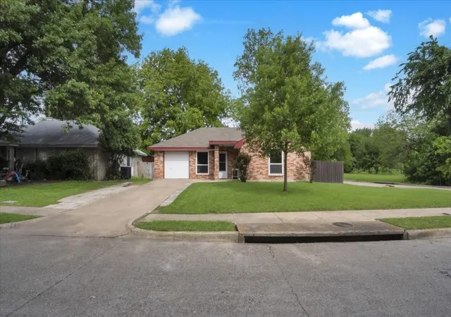 Homes for sale in Seagoville, TX | 535 Jean Dr, Seagoville, TX 75159 | MLS# 21250800