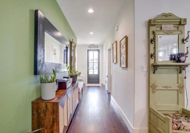 Photo 4 of Single family home for sale at 1016 County Road 337, Glen Rose, TX 76043 | MLS# 21251115 | Listing updated on 2026-07-26