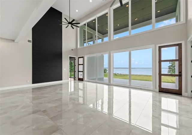 Photo 4 of Single family home for sale at 8983 Southern Shore Ct, Kemp, TX 75143 | MLS# 21249792 | Listing updated on 2026-07-22