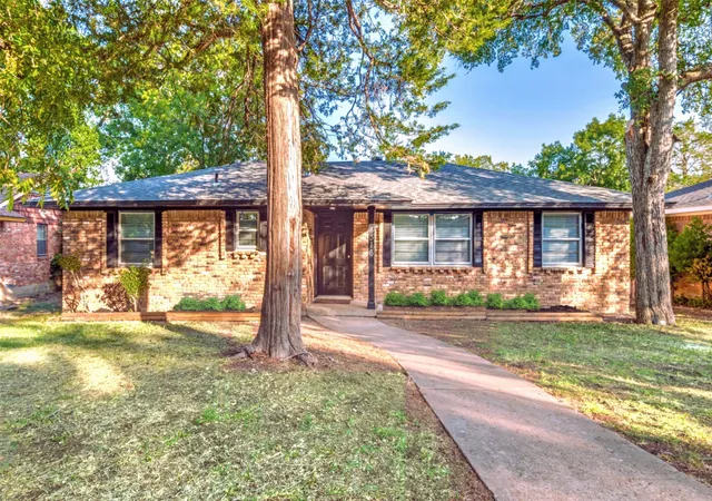 Photo 1 of Sale Pending at 4316 Oak Trl, Dallas, TX 75232 | MLS# 21251138 | Listing updated on 2026-07-22