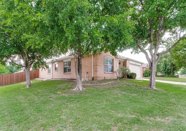 2nd image of 4501 Claret Ct, Argyle, TX 76226 | MLS# 21246760