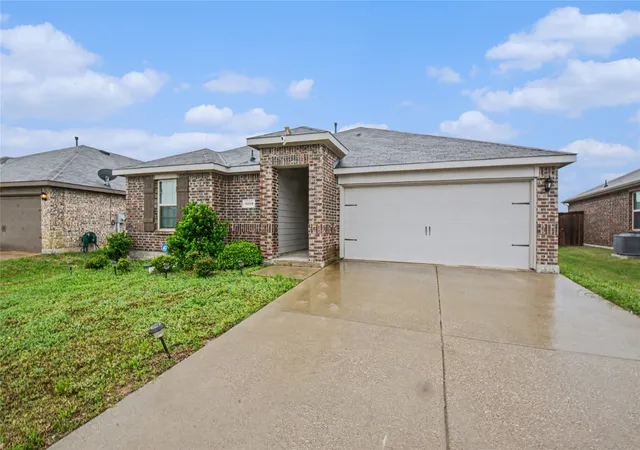 Photo 1 of Single family home for sale at 3119 Holstein Dr, Forney, TX 75126 | MLS# 21249997 | Listing updated on 2026-10-06