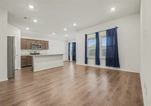 Photo 2 of Single family home for sale at 3119 Holstein Dr, Forney, TX 75126 | MLS# 21249997 | Listing updated on 2026-10-06