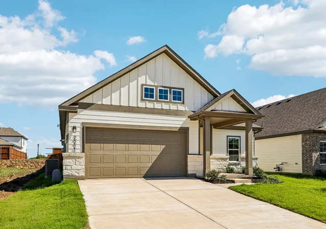 Photo 3 of Single family home for sale at 2221 Trailside Dr, Sherman, TX 75092 | MLS# 21251210 | Listing updated on 2026-10-07