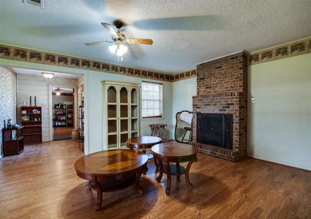 Photo 3 of Single family home for sale at 464 Vz County Rd 2120, Canton, TX 75103 | MLS# 21251248 | Listing updated on 2026-08-03