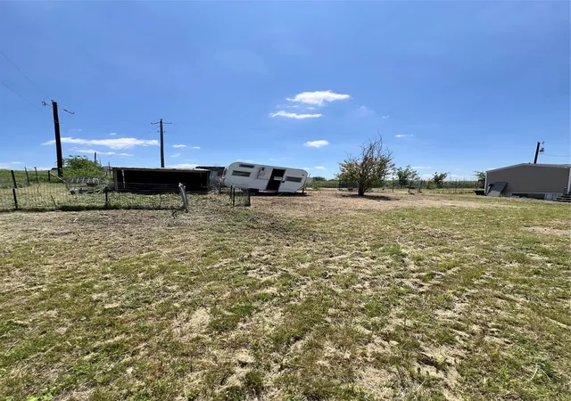 3rd image of 4215 Lanark Dr, Cresson, TX 76035 | MLS# 21250266