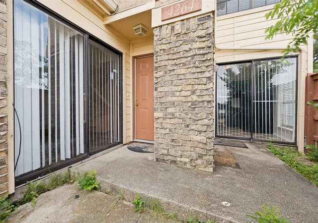3rd image of 4264 Madera Rd, Irving, TX 75038