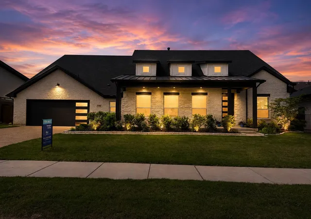 Photo 3 of Single family home for sale at 1326 Azure Pearl Trl, Wylie, TX 75098 | MLS# 21250657 | Listing updated on 2026-08-22