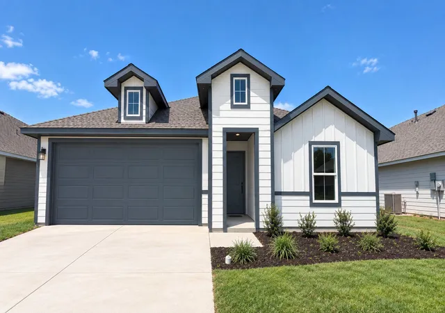 Photo 1 of Single family home for sale at 177 Mlm Pkwy, Bridgeport, TX 76426 | MLS# 21250277 | Listing updated on 2026-09-16