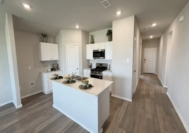 Photo 2 of Single family home for sale at 177 Mlm Pkwy, Bridgeport, TX 76426 | MLS# 21250277 | Listing updated on 2026-09-16
