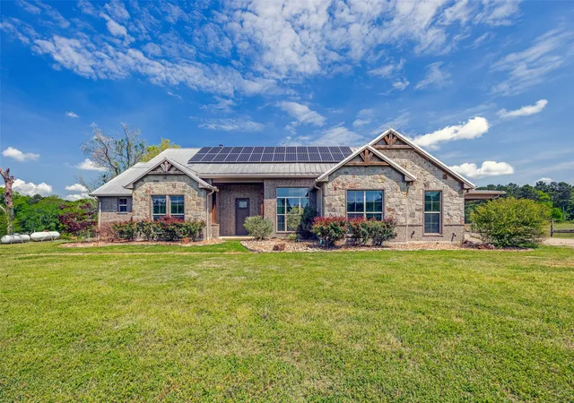 Homes for sale in Marietta, TX | 1050 County Road 2618, Marietta, TX 75566 | MLS# 21237272