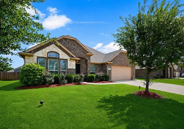 Homes for sale in Glenn Heights, TX | 1108 Daventry Dr, Glenn Heights, TX 75154 | MLS# 21251364