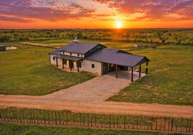 Homes for sale in Jacksboro, TX | 6384 A Us 281 Hwy S, Jacksboro, TX 76458 | MLS# 21250641