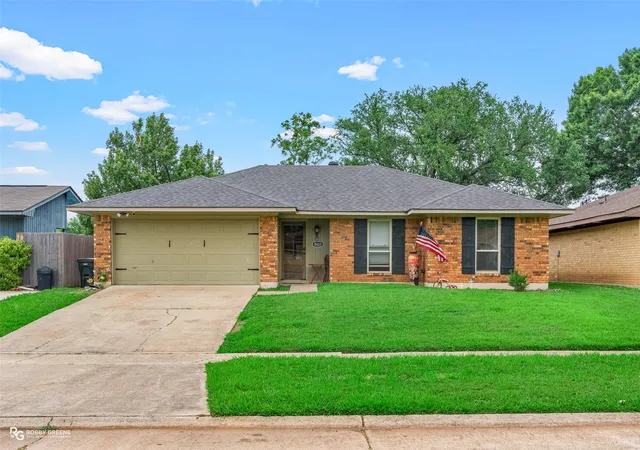 Homes for sale in Bossier City, LA | 5411 Sage Dr, Bossier City, LA 71112 | MLS# 21251363