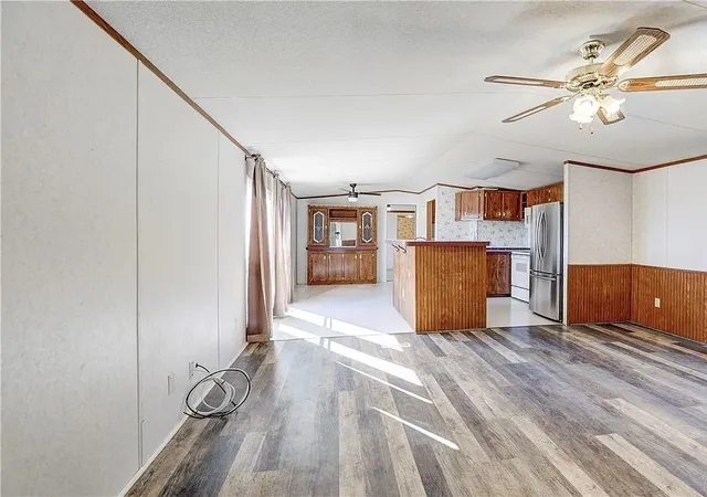 Photo 3 of Manufactured home for sale at 3697 Fm 2808 Rd, Kempner, TX 76539 | MLS# 21251523 | Listing updated on 2026-08-20